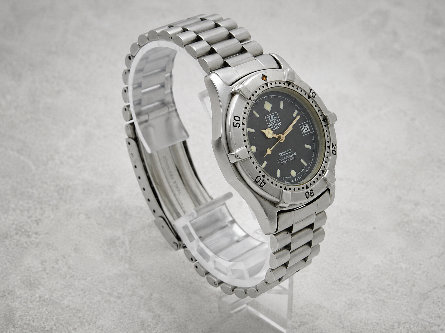 TAG HEUER ／2000 プロフェッショナル 962.013 QZ