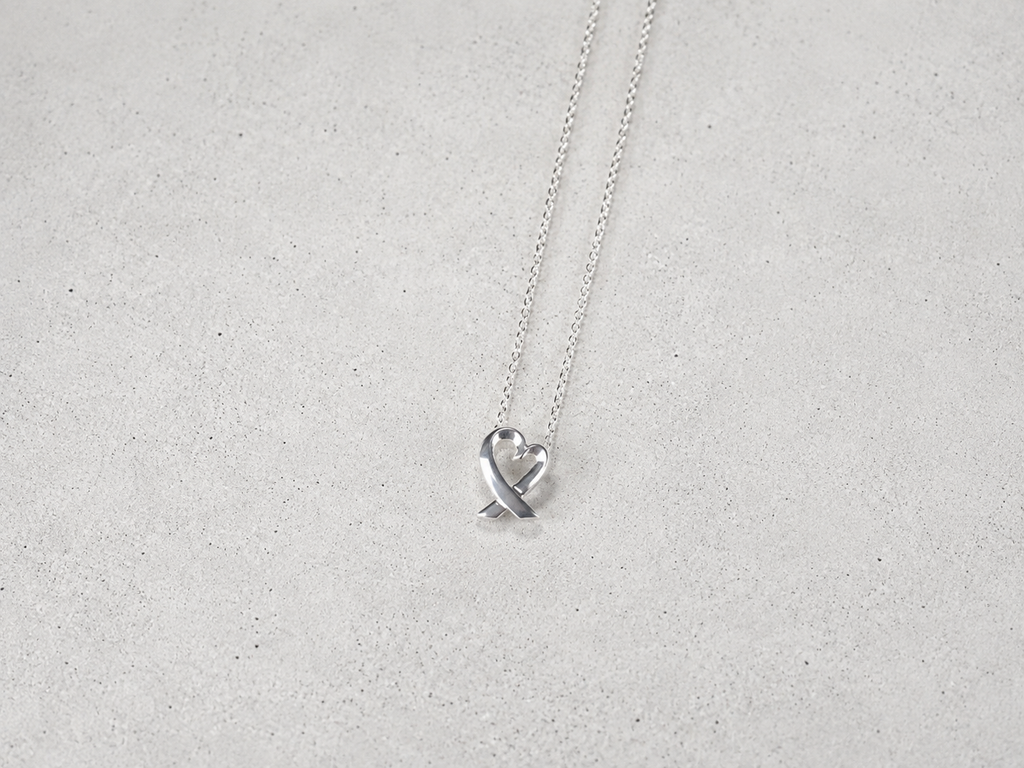 Tiffany & Co. ／ラビングハート ネックレス 925