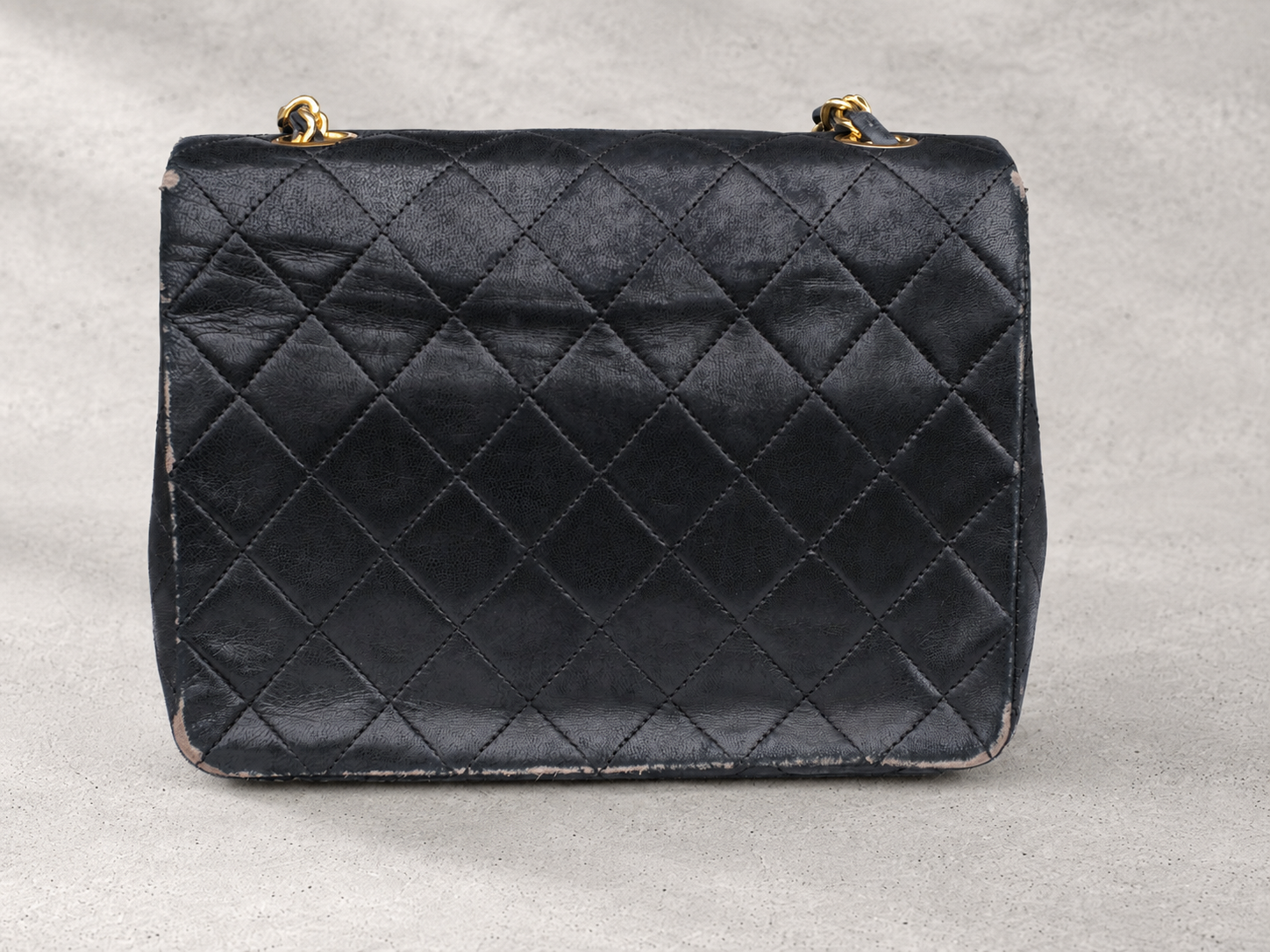 CHANEL／マトラッセ チェーンショルダーバッグ