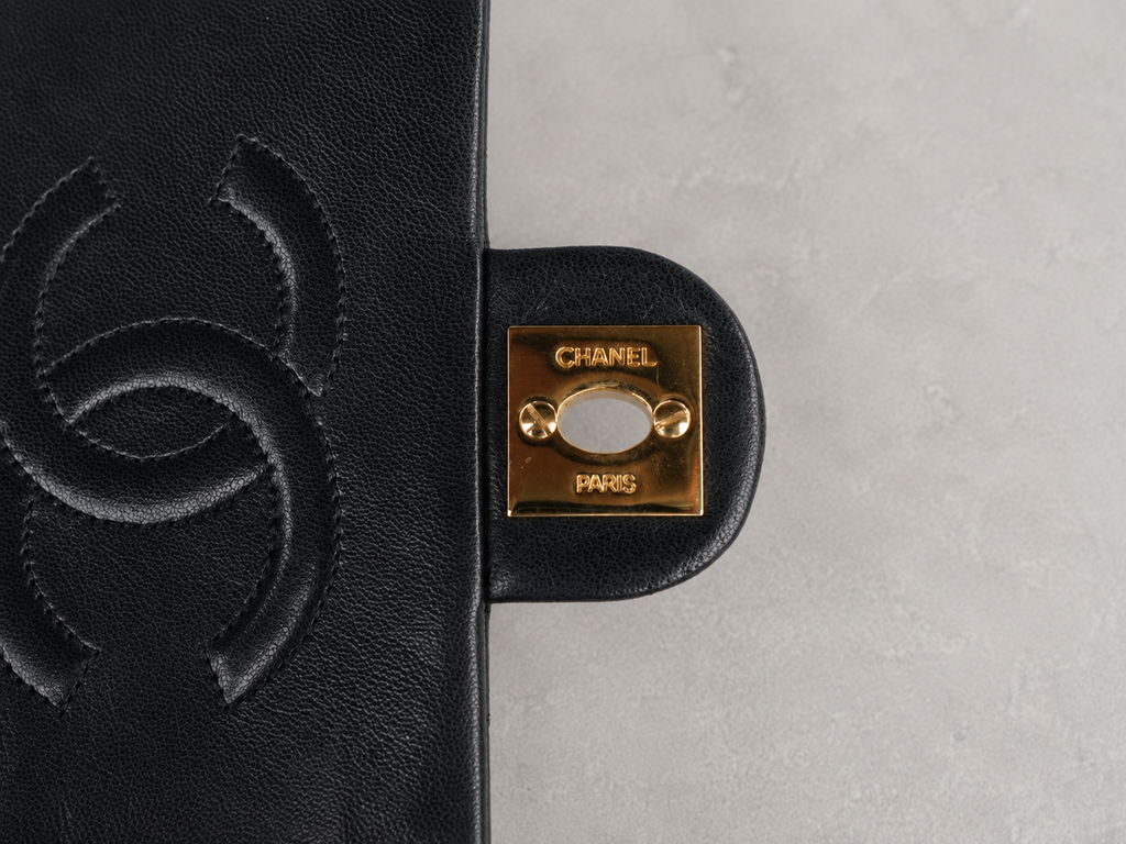 CHANEL／マトラッセ チェーンショルダーバッグ