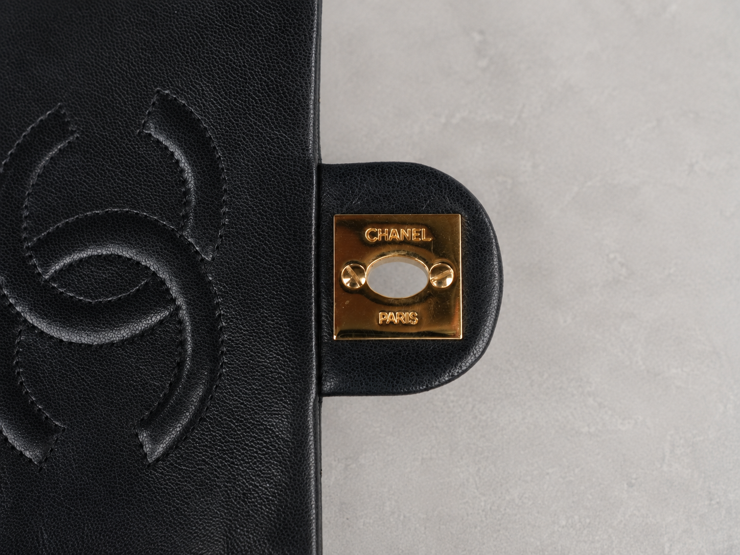 CHANEL／マトラッセ チェーンショルダーバッグ