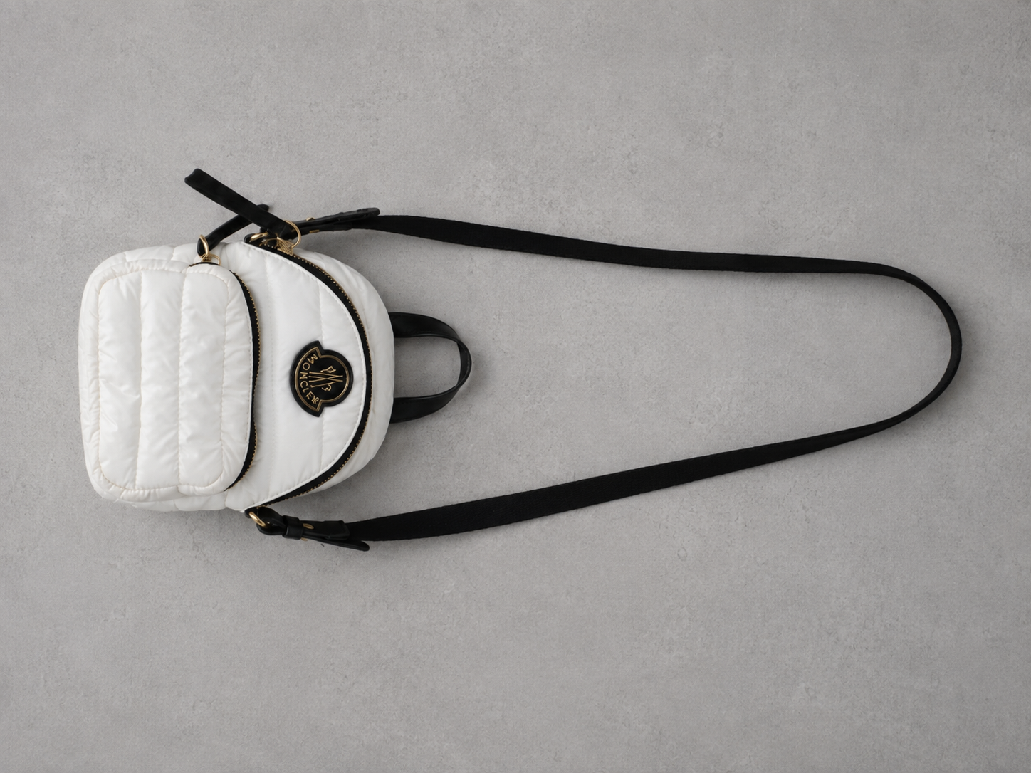 MONCLER／Kilia スモールバッグ