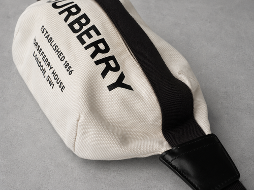 BURBERRY／ホースフェリー ミディアム バムバッグ アイボリー×ブラック 保存袋付き