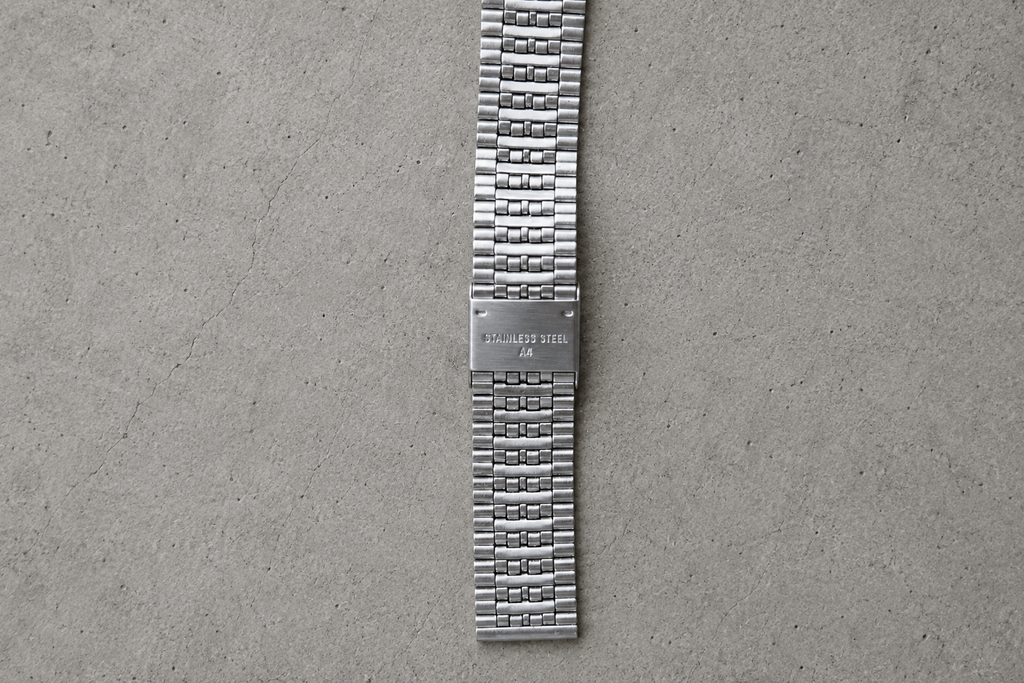 MM6 Maison Margiela × TIMEX T80