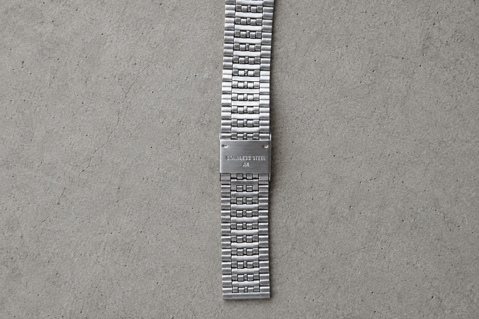 MM6 Maison Margiela × TIMEX T80