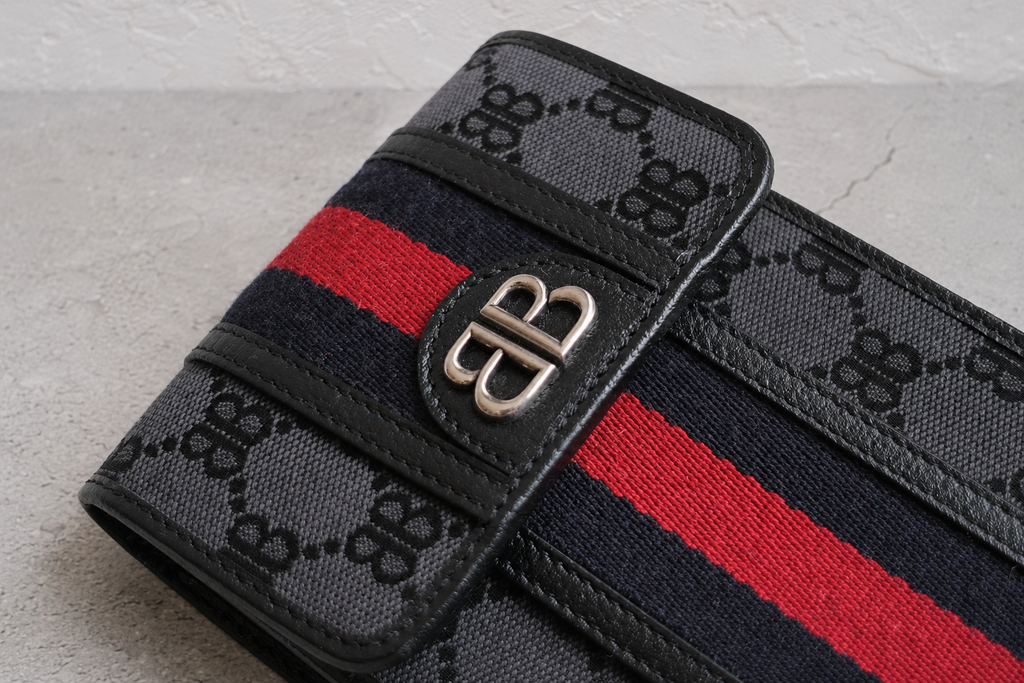 BALENCIAGA × GUCCI／The Hacker Project Pouch