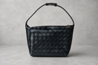 BOTTEGA VENETA／ミニ ウォレス ショルダーバッグ ブラック 箱・保存袋付き