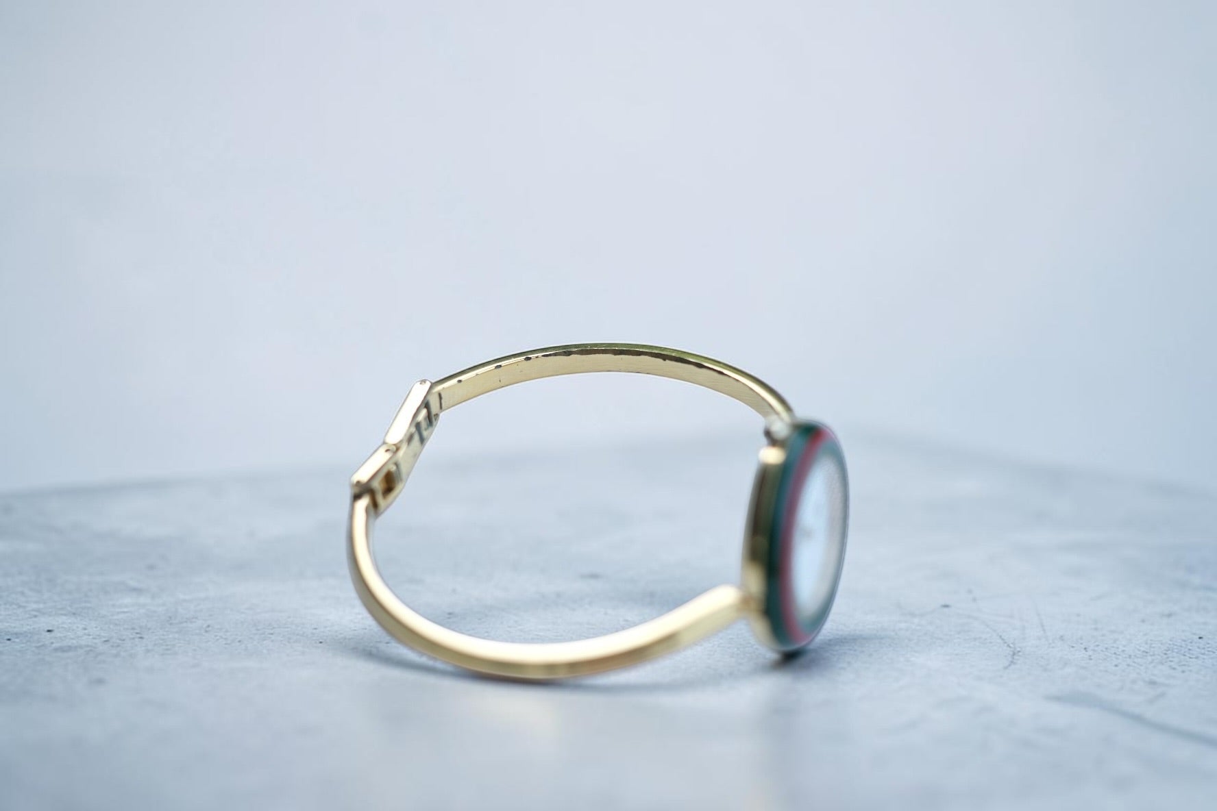 GUCCI／チェンジベゼル バングルウォッチ 12色ベゼル 箱付き 稼働品