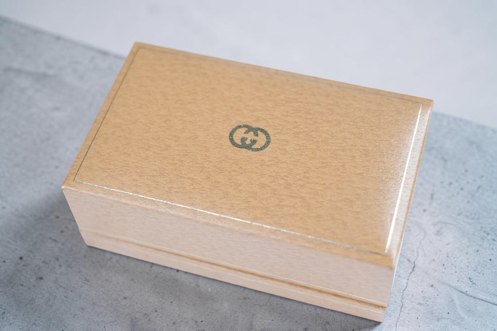 GUCCI／チェンジベゼル バングルウォッチ 12色ベゼル 箱付き 稼働品
