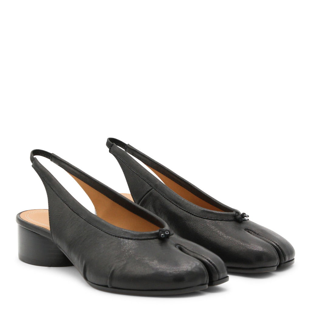 MAISON MARGIELA / TABI BLACK LEATHER SANDALS