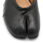MAISON MARGIELA / TABI BLACK LEATHER SANDALS